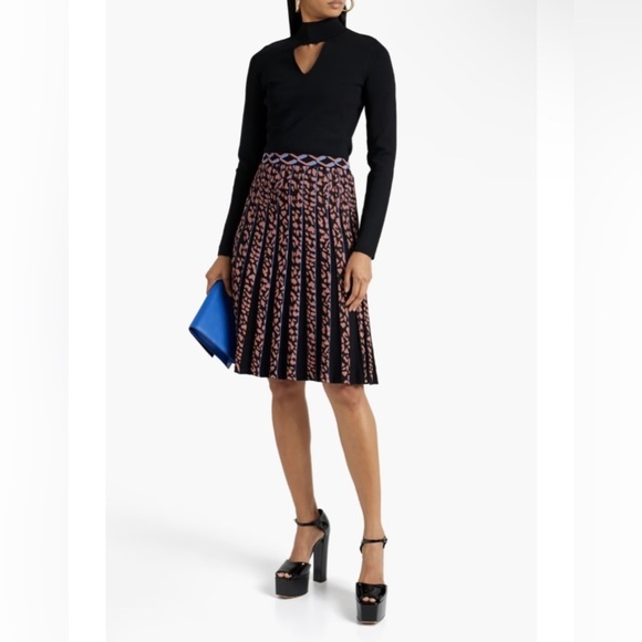 Diane Von Furstenberg Susan Skirt Pleated Jacquard-Knit Skirt Size Small NEW - Picture 1 of 14